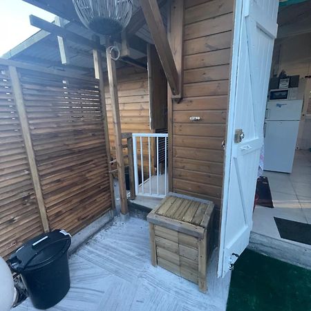 2 Bungalows Au Bord De La Plage De Montal A Moule Loues Individuellement Ou Ensemble Ле-Муль Экстерьер фото