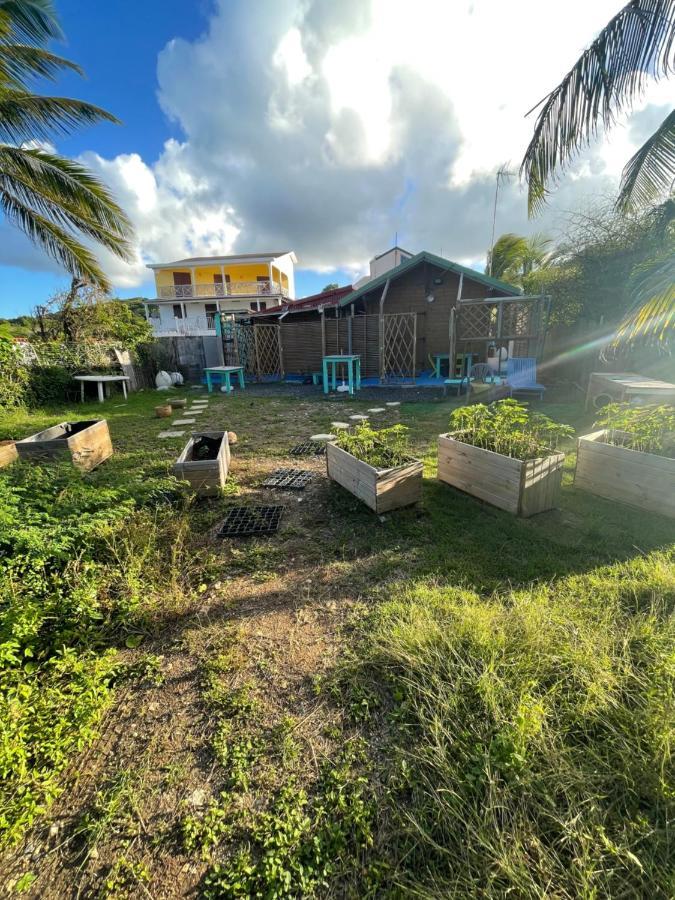 2 Bungalows Au Bord De La Plage De Montal A Moule Loues Individuellement Ou Ensemble Ле-Муль Экстерьер фото