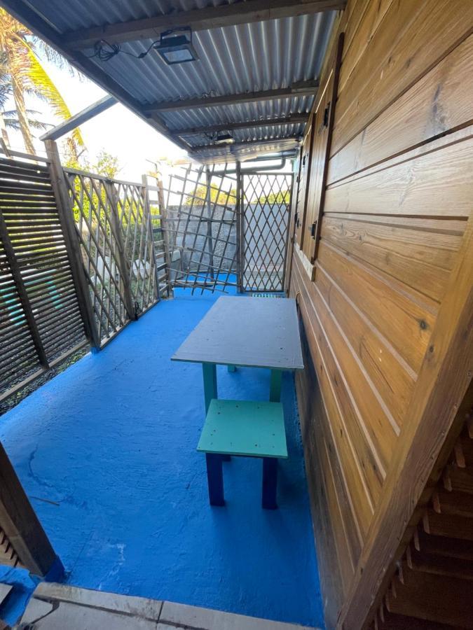 2 Bungalows Au Bord De La Plage De Montal A Moule Loues Individuellement Ou Ensemble Ле-Муль Экстерьер фото